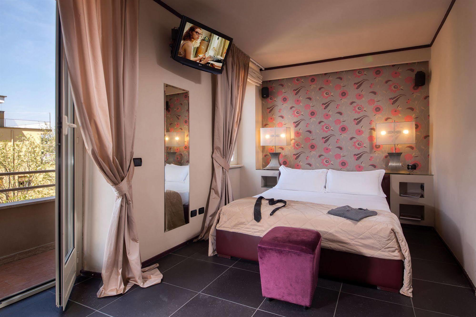 Roma Dreaming Aparthotel מראה חיצוני תמונה